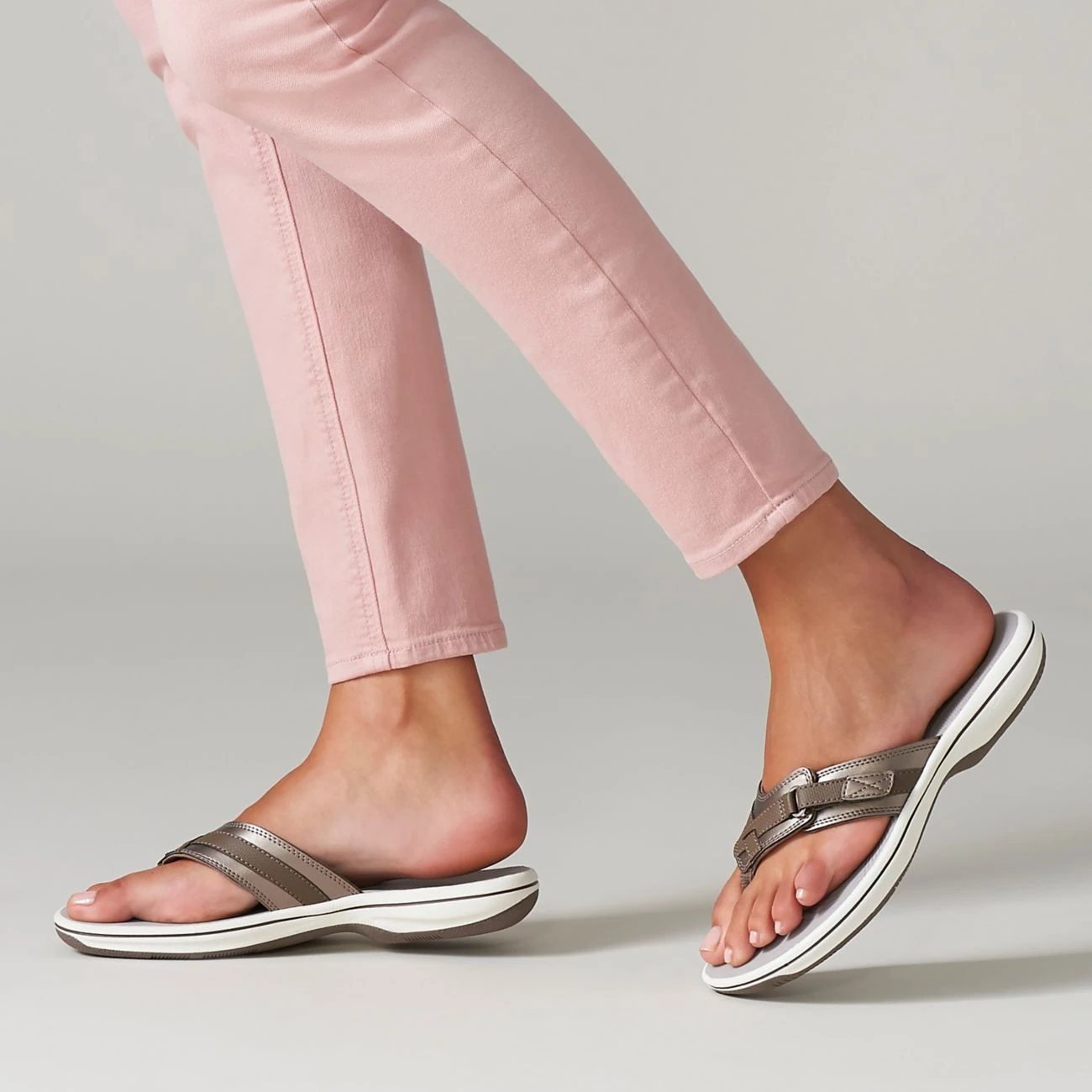 Clarks BREEZE SEA Pewter Synthetic 4 Clarks BREEZE SEA Pewter Synthetic - Image 2