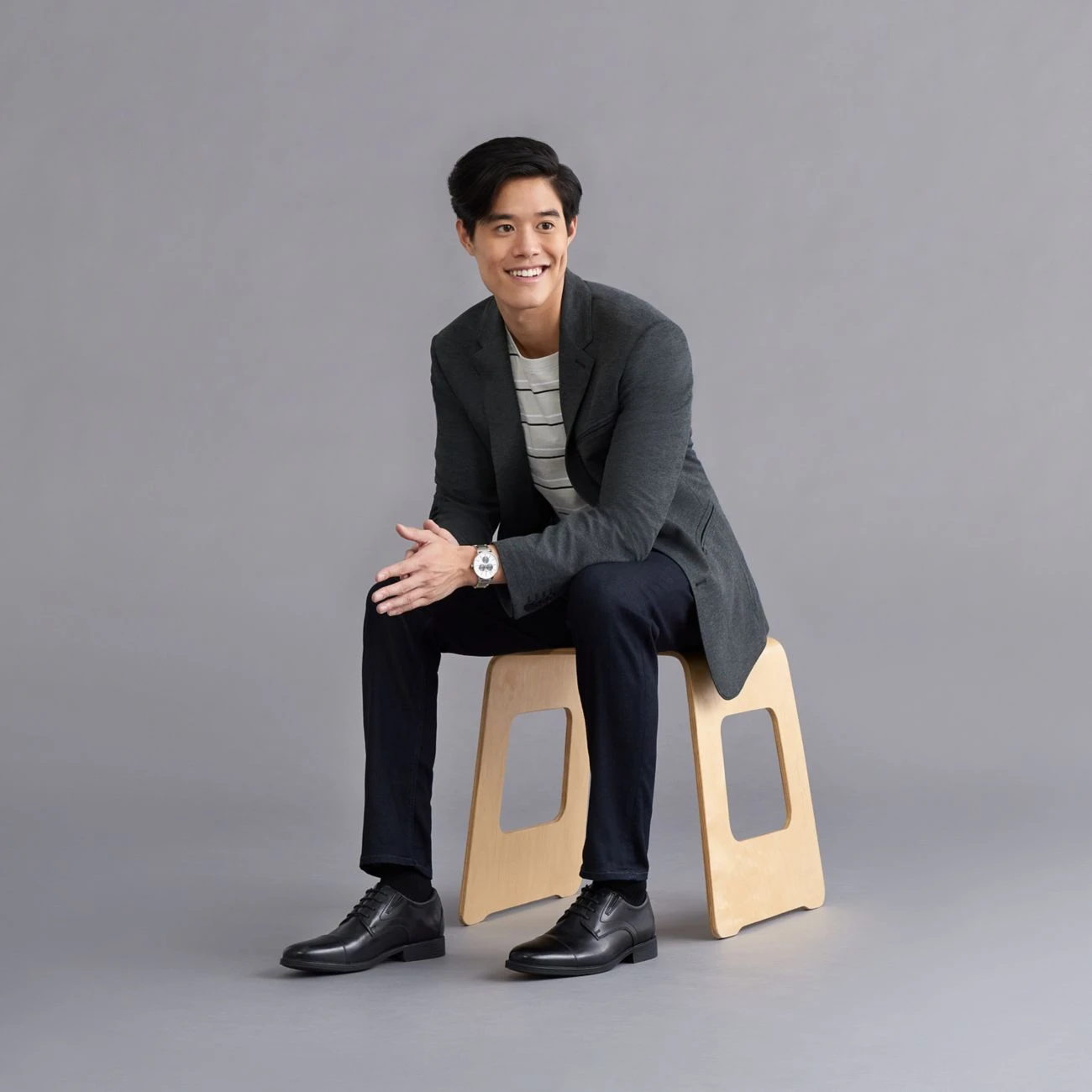 Clarks Whiddon Cap Black Leather 4 Clarks Whiddon Cap Black Leather - Image 2