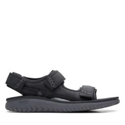 Clarks Wesley Bay Black