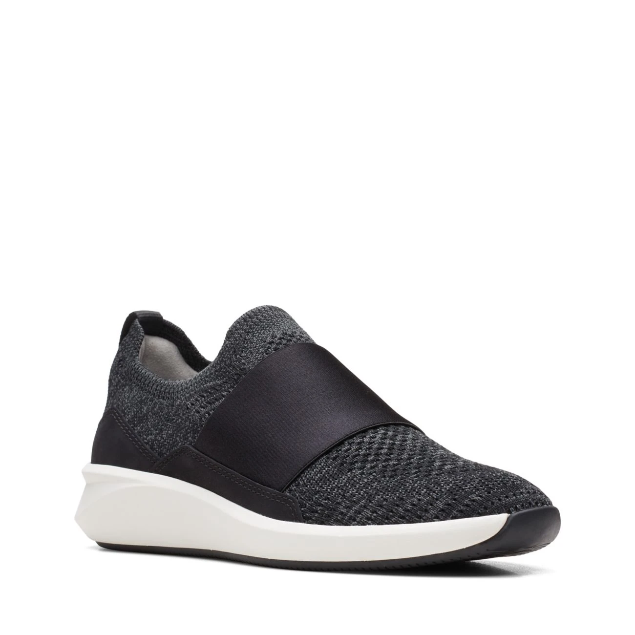 Clarks Un Rio Knit Black Knit 6 Clarks Un Rio Knit Black Knit - Image 4