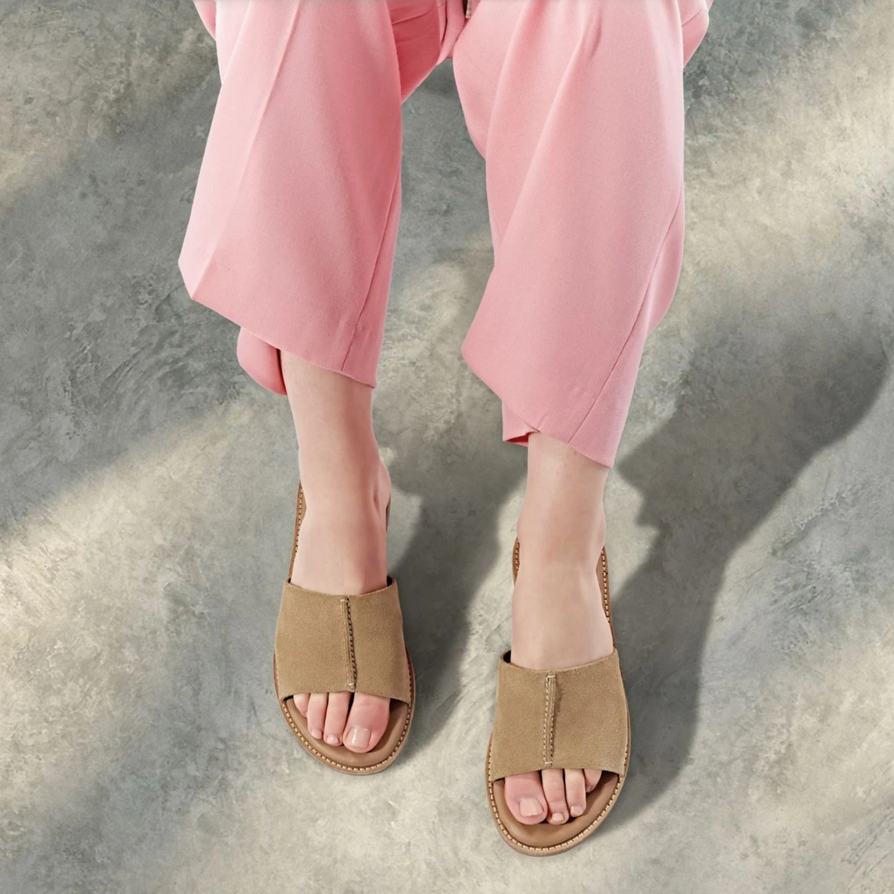 Clarks Karsea Mule Light Tan Suede 4 Clarks Karsea Mule Light Tan Suede - Image 2